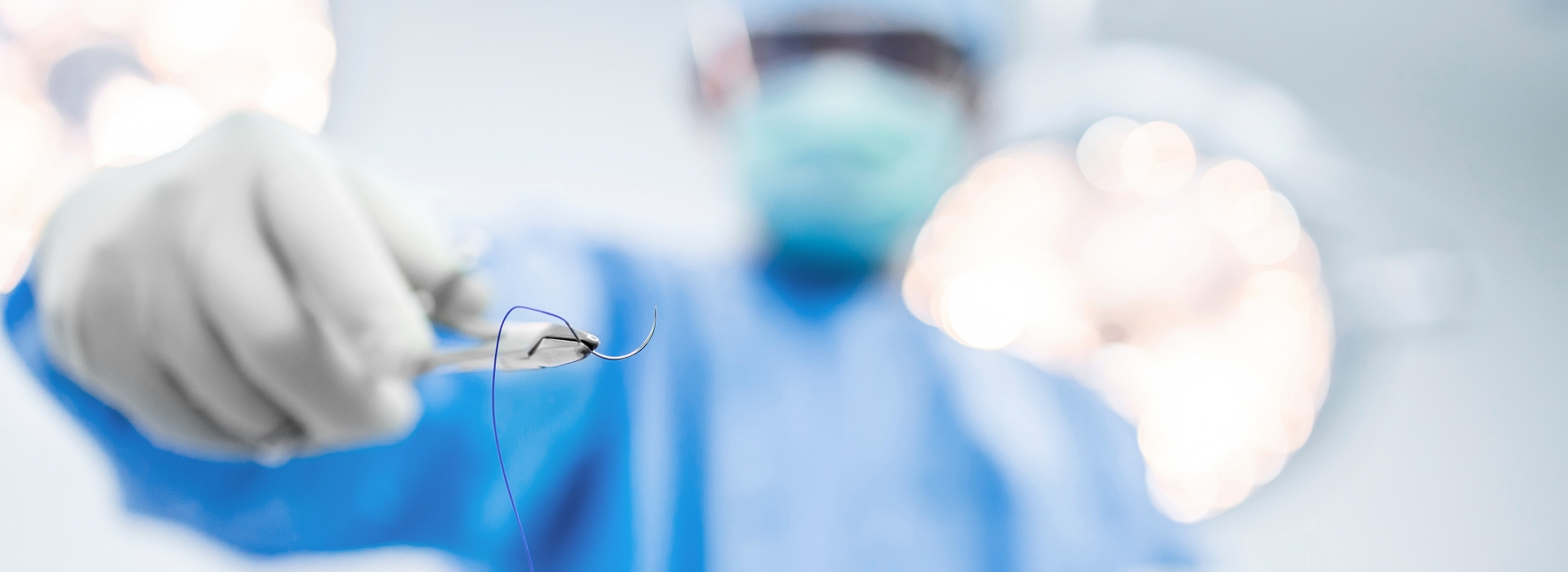 chirurgie, Skalpell, Handschuh, blaue Handschuhe, Draht/`Drahtfaden`